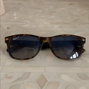 Raybans polarized